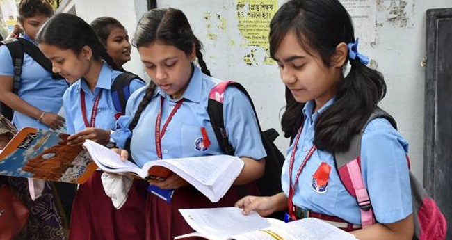 സ്കൂൾ  ഓ​ണ​പ്പ​രീ​ക്ഷ  ഓ​ഗ​സ്റ്റ്  20 മു​ത​ല്‍