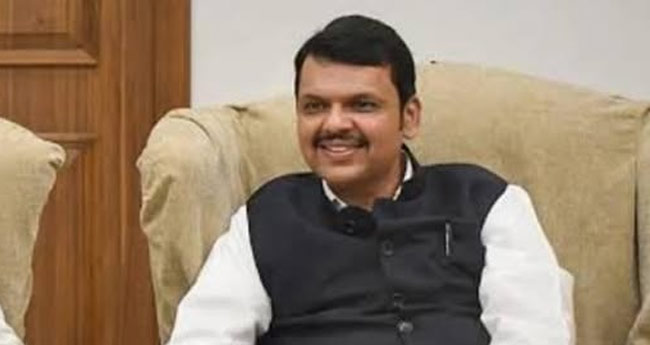 നക്സലുകളെപ്പോലെ പെരുമാറിയാൽ അറസ്റ്റ് ചെയ്യുമെന്ന് ഫഡ്നാവിസ്