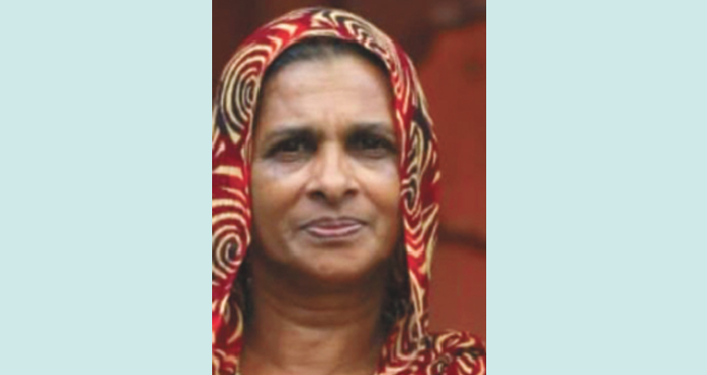 വൈ​ദ്യു​തലൈ​നി​ൽ​നി​ന്ന് ഷോ​ക്കേ​റ്റ് വീ​ട്ട​മ്മ മ​രി​ച്ചു