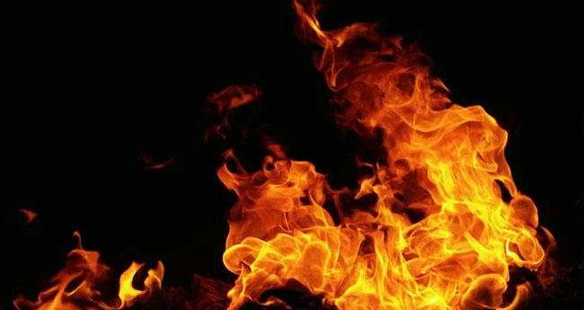 ദ​മ്പ​തി​ക​ളെ വീ​ട്ടി​ല്‍ തീ​പ്പൊ​ള്ള​ലേ​റ്റ നി​ല​യി​ല്‍ ക​ണ്ടെ​ത്തി