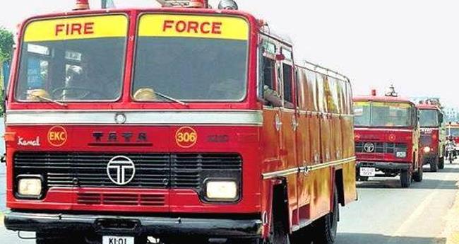 മം​ഗ​ലം​ഡാം ക​ട​പ്പാ​റ​യി​ൽ കു​ടു​ങ്ങി​യ  ആ​റ് യു​വാ​ക്ക​ളെ ര​ക്ഷ​പ്പെ​ടു​ത്തി‌‌‌