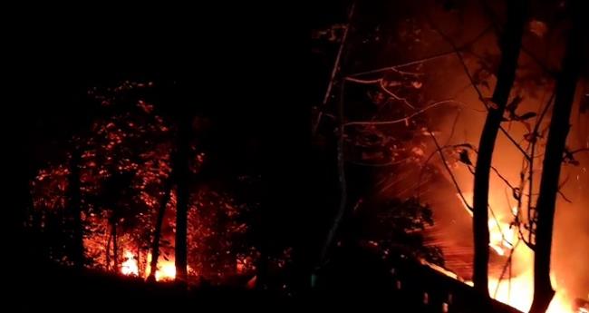 കി​ളി​മാ​നൂ​രി​ൽ റ​ബ​ർപു​ര​യ്ക്ക് തീ​പി​ടി​ച്ചു; അ​ഞ്ച് ല​ക്ഷം രൂ​പ​യു​ടെ ന​ഷ്ടം