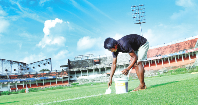 സൂ​പ്പ​ര്‍ ലീ​ഗ്‌ കേ​ര​ള ഫു​​​ട്‌​​​ബോ​​​ള്‍ മാ​​​മാ​​​ങ്കം ര​ണ്ടാം സീ​സ​ണ്‍  കി​​​ക്കോ​​​ഫ് നാ​ളെ