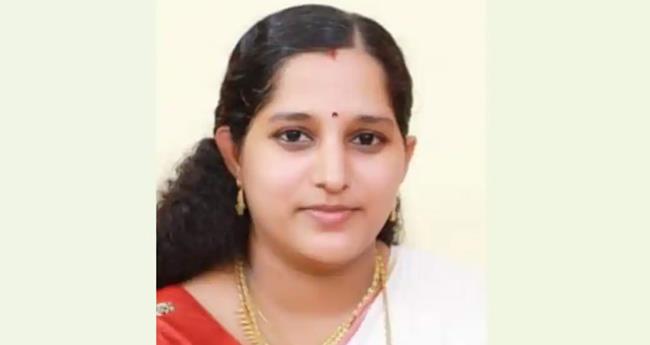 കാ​ണാ​താ​യ യു​വ​തി​യു​ടെ മൃ​ത​ദേ​ഹം പ​മ്പാ ന​ദി​യി​ൽ ക​ണ്ടെ​ത്തി