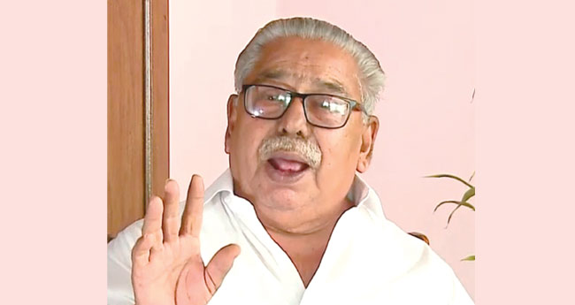മാ​രാ​രി​ക്കു​ള​ത്ത്​  വി.​എ​സിനെ തോല്പിച്ച  പി.​ജെ. ഫ്രാ​ൻ​സി​സ്  അന്തരിച്ചു