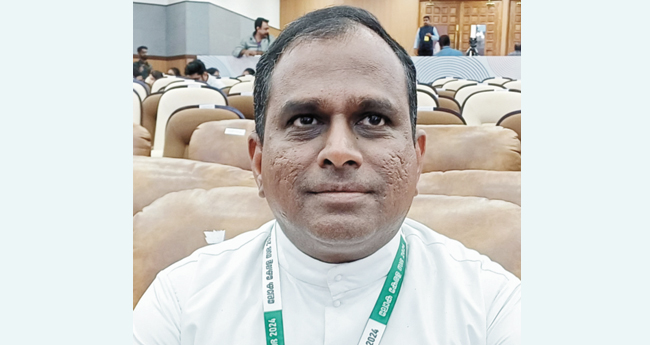 ഇ​റ്റ​ലി​യി​ൽ വീ​സ​യി​ല്ലാ​തെ  ക​ഴി​യു​ന്ന​വ​ർ​ക്ക് തിരിച്ചെത്താൻ  സൗ​ക​ര്യ​മൊ​രു​ക്ക​ണം:  ഫാ. ​പോ​ൾ സ​ണ്ണി