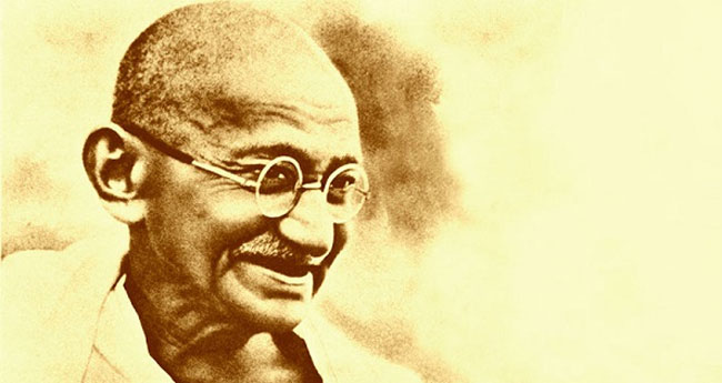 ‘ഗാ​​ന്ധി​​​ജി ജീ​​​വ​​​നൊ​​​ടു​​​ക്കി​​​യ​​​ത് എ​​​ങ്ങ​​​നെ‍‍?’  ഗുജറാത്തിൽ സ്കൂൾ പരീക്ഷയ്ക്ക് ഗാന്ധിജിയെ അധിക്ഷേപിക്കുന്ന ചോദ്യപേപ്പർ