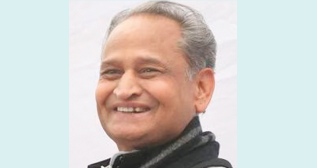 കണ്ടിട്ടും മിണ്ടാതെ  ഗെഹ്‌ലോട്ട്