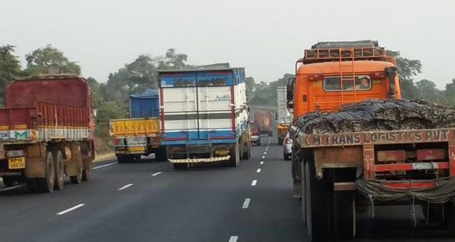 ഗു​ഡ്സ് വാ​ഹ​ന​ങ്ങ​ൾ​ക്കും ഓ​ൺ​ലൈ​ൻ പെ​ർ​മി​റ്റ്