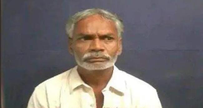 പൂ​ന്തോ​ട്ടം ന​ന​യ്ക്കാ​ന്‍ പു​റ​ത്തി​റ​ക്കി; വി​യ്യൂ​രി​ല്‍ ത​ട​വു​കാ​ര​ന്‍ ചാ​ടി​പ്പോ​യി