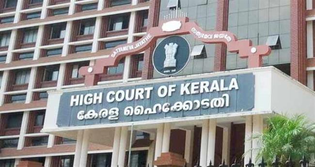 വി​കാ​ര​ങ്ങ​ൾ​ക്ക് അ​ടി​മ​പ്പെ​ട്ട് ജീ​വ​നൊ​ടു​ക്കി​യാ​ൽ പ്രേ​ര​ണാ​കു​റ്റം നി​ല​നി​ൽ​ക്കി​ല്ല; ആ​ത്മ​ഹ​ത്യാ​പ്രേ​ര​ണാ​ക്കു​റ്റം റ​ദ്ദാ​ക്കി ഹൈ​ക്കോ​ട​തി