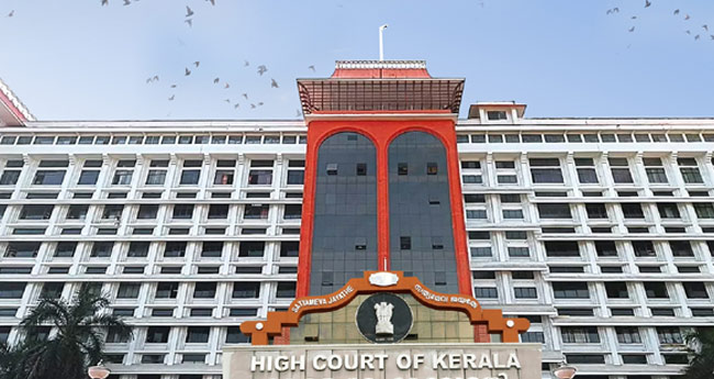 ഡോ​ക്‌ടര്‍​മാ​ര്‍​ക്കും ജീ​വ​ന​ക്കാ​ര്‍​ക്കും സു​ര​ക്ഷ ഉ​റ​പ്പാ​ക്ക​ണം: ഹൈ​ക്കോ​ട​തി