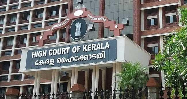 കൊ​ച്ചി​യി​ലെ റോ​ഡു​ക​ളും ദേ​ശീ​യ​പാ​ത​യും ത​ക​ര്‍​ന്ന സം​ഭ​വം; സം​സ്ഥാ​ന സ​ര്‍​ക്കാ​രി​നെ രൂ​ക്ഷ​മാ​യി വി​മ​ര്‍​ശി​ച്ച് ഹൈ​ക്കോ​ട​തി