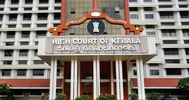 പോ​ക്സോ കേ​സ്; റി​പ്പോ​ർ​ട്ട​ർ ചാ​ന​ൽ ജീ​വ​ന​ക്കാ​ർ​ക്ക് മു​ന്‍​കൂ​ര്‍ ജാ​മ്യം