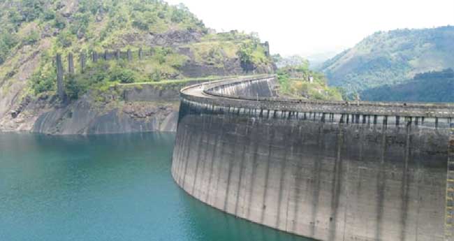 ഡാ​മു​ക​ളി​ലെ ജ​ല​നി​ര​പ്പ് കു​ത്ത​നെ കു​റ​ഞ്ഞു;വൈ​ദ്യു​തി ഉ​ത്പാ​ദ​ന​വും  ജ​ല​സേ​ച​ന​വും പ്ര​തി​സ​ന്ധി​യി​ലേ​ക്ക്