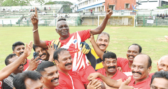 ബൈ..ബൈ... വിജയൻ...