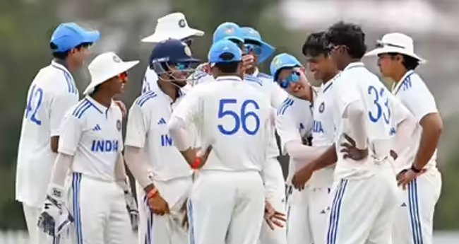 ടെ​​സ്റ്റും തൂ​​ത്തു​​വാ​​രി ഇ​​ന്ത്യ അ​​ണ്ട​​ര്‍ 19