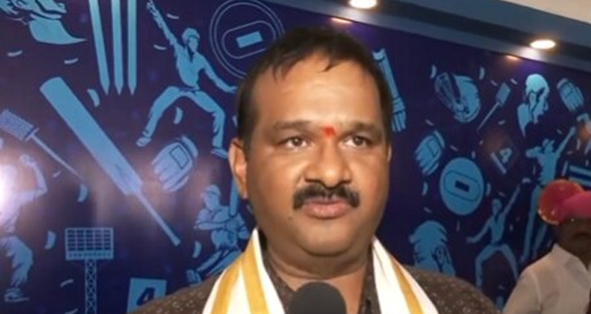 ഹൈ​ദ​രാ​ബാ​ദ് ക്രി​ക്ക​റ്റ് അ​സോ​സി​യേ​ഷ​ൻ പ്ര​സി​ഡ​ന്‍റ് അ​റ​സ്റ്റി​ൽ