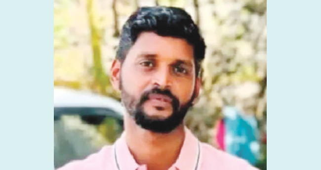 ഓട്ടോറിക്ഷയും പിക്കപ് വാനും കൂട്ടിയിടിച്ച്  യുവാവ് മരിച്ചു
