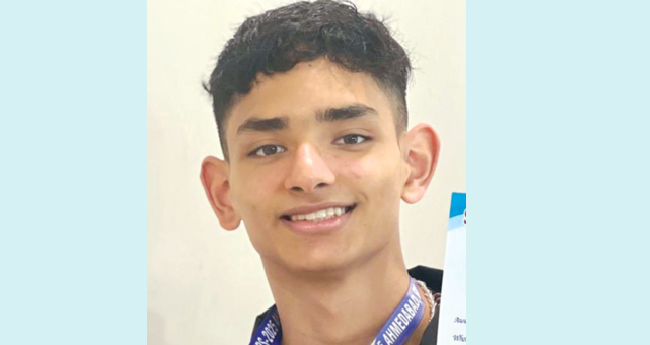 നീന്തൽ: ജോസ് നിജുവിനു വെള്ളി