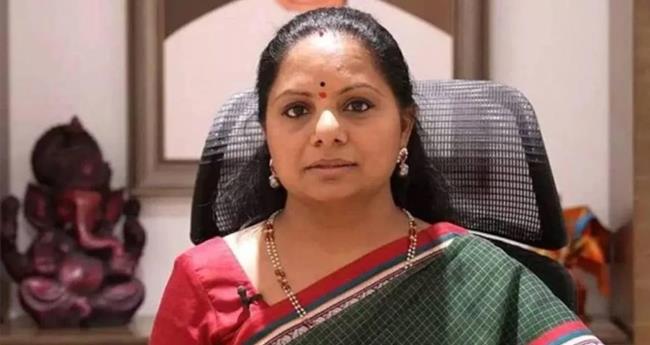 കെ. ​ക​വി​ത​യെ ആ​ശു​പ​ത്രി​യി​ൽ പ്ര​വേ​ശി​പ്പി​ച്ചു