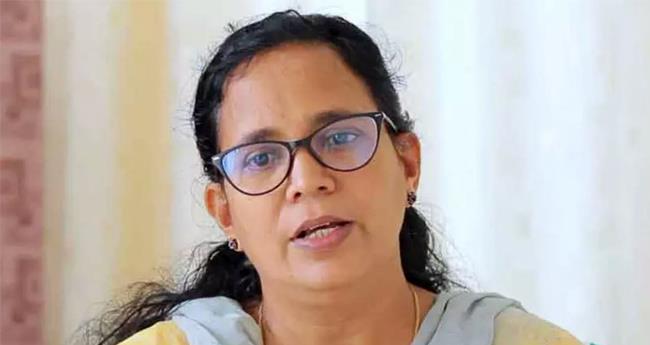 ‌ടി.​പി.​ച​ന്ദ്ര​ശേ​ഖ​ര​ൻ വ​ധ​ക്കേ​സ്:  വി​ധി സ്വാ​ഗ​തം ചെ​യ്ത് കെ.​കെ.​ര​മ