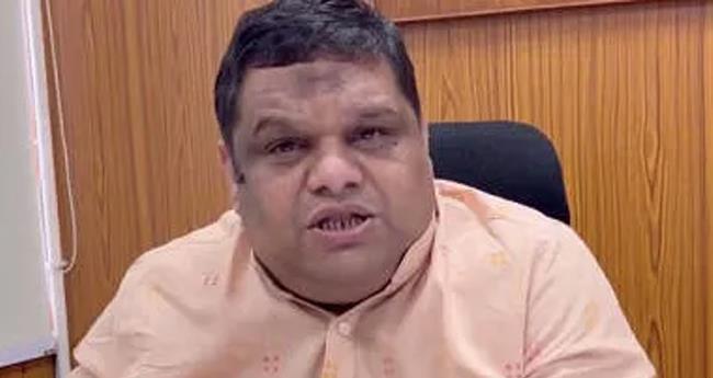 മ​ദ്ര​സ​ക​ൾ അ​ട​ച്ചി​ല്ലെ​ങ്കി​ൽ മ​റ്റ് വ​ഴി​ക​ൾ തേ​ടും: ബാ​ലാ​വ​കാ​ശ ക​മ്മീ​ഷ​ൻ