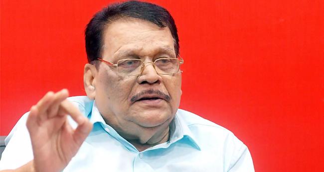70 കൊ​ല്ല​മാ​യി ക​മ്മ്യൂ​ണി​സ്റ്റ് പ​ർ​ട്ടി​യി​ൽ; ന​ട​പ​ടി നേ​രി​ട്ടാ​ലും ക​മ്മ്യൂ​ണി​സ്റ്റു​കാ​ര​നാ​യി തു​ട​രു​മെ​ന്ന് ഇ​സ്​മ​യി​ൽ