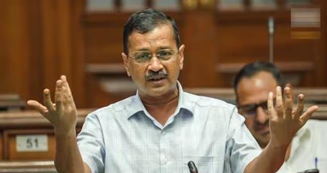 പ്ര​ധാ​ന​മ​ന്ത്രി ദൈ​വ​മ​ല്ല; ദൈ​വം ത​നി​ക്കൊ​പ്പം: അ​ര​വി​ന്ദ് കേ​ജ​രി​വാ​ൾ