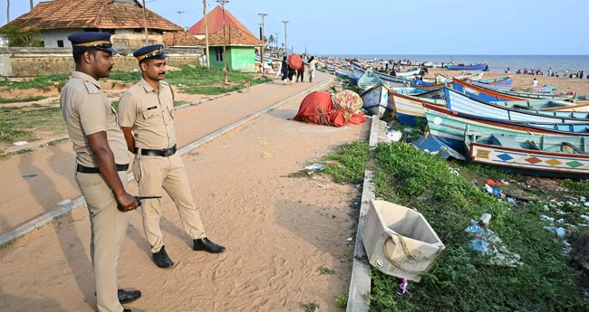 ഓ​പ്പ​റേ​ഷ​ൻ സി​ന്ദൂ​ർ : കേ​ര​ള​വും ജാ​ഗ്ര​ത​യി​ൽ
