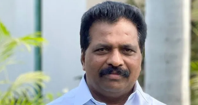 “ദ​ളി​ത​നാ​യ​തുകൊ​ണ്ട് അ​വ​ഗ​ണി​ക്ക​പ്പെ​ട്ടു”; വി​കാ​രാ​ധീ​ന​നാ​യി കൊ​ടി​ക്കു​ന്നി​ല്‍