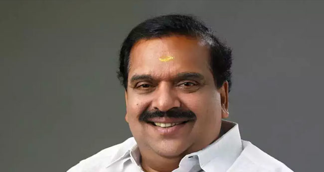 വ​യ​നാ​ട്ടി​ല്‍  കോ​ണ്‍​ഗ്ര​സ് ക​ള്ള​പ്പ​ണം  ഒ​ഴു​ക്കു​ന്നു:  പി.​കെ. കൃ​ഷ്ണ​ദാ​സ്
