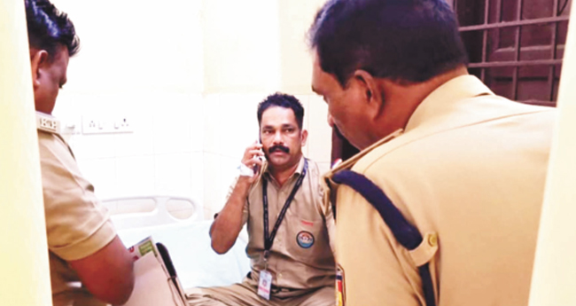 ഹോ​ൺ മു​ഴ​ക്കി​യതിന് കെ​​എ​​​സ്ആ​​​ർ​​ടി​​​സി ഡ്രൈ​​​വ​​ർ​​ക്ക്  കാ​​ർ യാ​​ത്രി​​ക​​രു​​ടെ മ​​ർ​​ദ​​നം