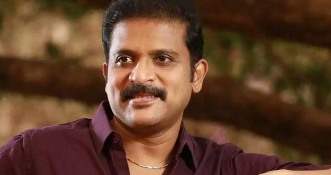 ന​ട​ൻ കൂ​ട്ടി​ക്ക​ൽ ജ​യ​ച​ന്ദ്ര​നെ​തി​രേ​യു​ള്ള പോ​ക്സോ കേ​സി​ൽ ന​ട​പ​ടി വൈ​കു​ന്നു