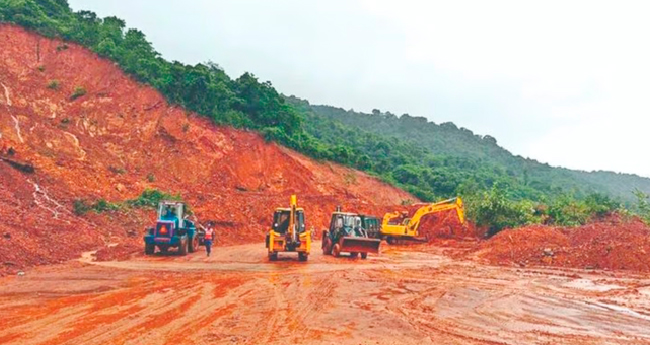 കരയിൽ ലോറിയില്ല;  ഇ​​​ന്നു പു​​​ഴ​​​യി​​​ൽ തെരച്ചിൽ
