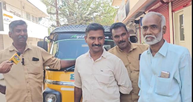 ക്രി​സ്മ​സ് പു​തു​വ​ത്സ​ര ബം​പ​ർ; ഭാ​ഗ്യ​ദേ​വ​ത​യു​ടെ ക​ടാ​ക്ഷം കോ​ട്ട​യ​ത്തും