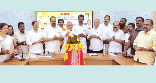 ഭ​രി​ക്കു​ന്ന​വ​ർ ക​ര്‍​ഷ​ക​രെ​യും തൊ​ഴി​ലാ​ളി​ക​ളെ​യും  അ​വ​ഗ​ണി​ക്കു​ന്നു: മാ​ർ മ​ഠ​ത്തി​ക്ക​ണ്ട​ത്തി​ൽ