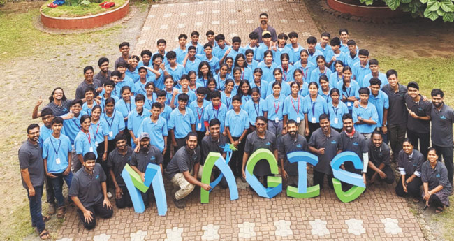 ഈശോസഭയുടെ നേതൃത്വത്തിൽ ‘മാ​ജി​സ് -2025’ ത്രി​ദി​ന സ​ഹ​വാ​സ​ക്യാ​ന്പ്