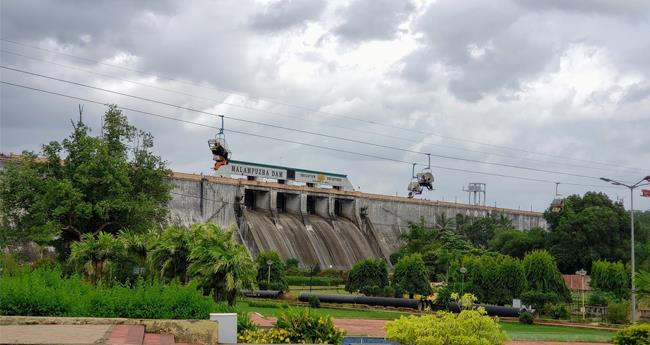 ക​ന​ത്ത മ​ഴ: മ​ല​മ്പു​ഴ അ​ണ​ക്കെ​ട്ടി​ന്‍റെ ഷ​ട്ട​ർ തു​റ​ക്കാ​ൻ സാ​ധ്യ​ത