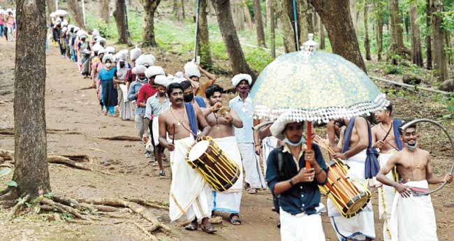 മലയാറ്റൂരിൽ എട്ടാമിടം തിരുനാൾ സമാപിച്ചു