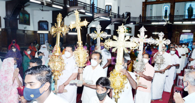 മലയാറ്റൂരിൽ എട്ടാമിടം  തിരുനാൾ ഇന്നും നാളെയും