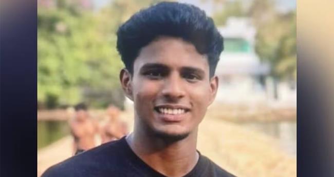 കൂ​ട്ടു​കാ​രോ​ടൊ​പ്പം പു​ഴ​യി​ല്‍ കു​ളി​ക്കാ​നി​റ​ങ്ങി​യ പ്ല​സ്ടൂ വി​ദ്യാ​ര്‍​ഥി മു​ങ്ങി​മ​രി​ച്ചു