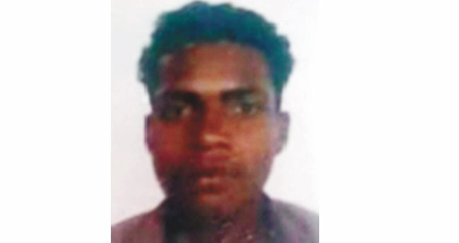 ആ​ദി​വാ​സി​യു​വാ​വ് വെ​ട്ടേ​റ്റു​മ​രി​ച്ചു