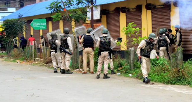 മ​ണി​പ്പു​രി​ൽ വെ​ടി​വ​യ്പ്;  ര​ണ്ടു മ​ര​ണം