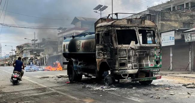 മ​ണി​പ്പു​രി​ൽ വീ​ണ്ടും വെ​ടി​വ​യ്പ്; ഒ​രാ​ൾ​ക്ക് ഗു​രു​ത​ര പ​രി​ക്ക്