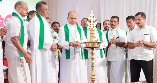 കാ​ട്ടു​പോ​ത്തി​ന് വോ​ട്ട​വ​കാ​ശ​മി​ല്ലെ​ന്ന് ജ​ന​പ്ര​തി​നി​ധി​ക​ൾ മ​റ​ക്ക​രു​ത്: മാ​ർ ജോ​സ് പു​ളി​ക്ക​ൽ