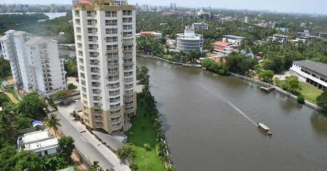 ക​മ്പ​നി​ക​ൾ​ക്കു പൊ​ളി​ക്കാ​നു​ള്ള  കെ​ട്ടി​ട​ങ്ങ​ൾ നി​ശ്ച​യി​ച്ചു