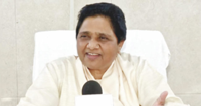എ​സ്‌​സി, എ​സ്ടി സം​വ​ര​ണം : സു​പ്രീം​കോ​ട​തി വി​ധി അം​ഗീ​ക​രി​ക്കി​ല്ലെ​ന്ന് ബി​എ​സ്പി