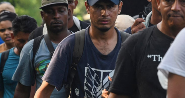 യുഎസ് നാടുകടത്തുന്ന കുടിയേറ്റക്കാരെ ഹോണ്ടുറാസും  ഉഗാണ്ടയും സ്വീകരിക്കും