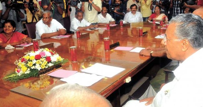 സാ​ല​റി​ ക​ട്ട് തു​ട​രി​ല്ല; പി​ടി​ച്ച തു​ക പി​എ​ഫി​ൽ ല​യി​പ്പി​ക്കും